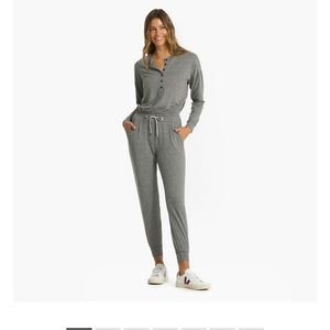 Like new Vuori jumpsuit!